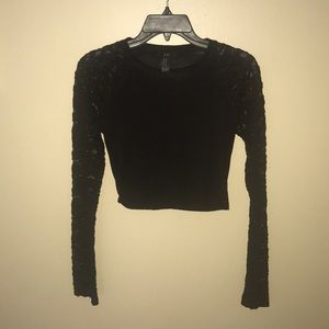 Forever 21 lace sleeve crop top